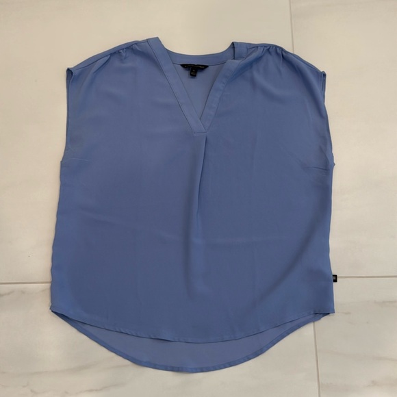 Banana Republic Blue V-Neck Top - Picture 1 of 3